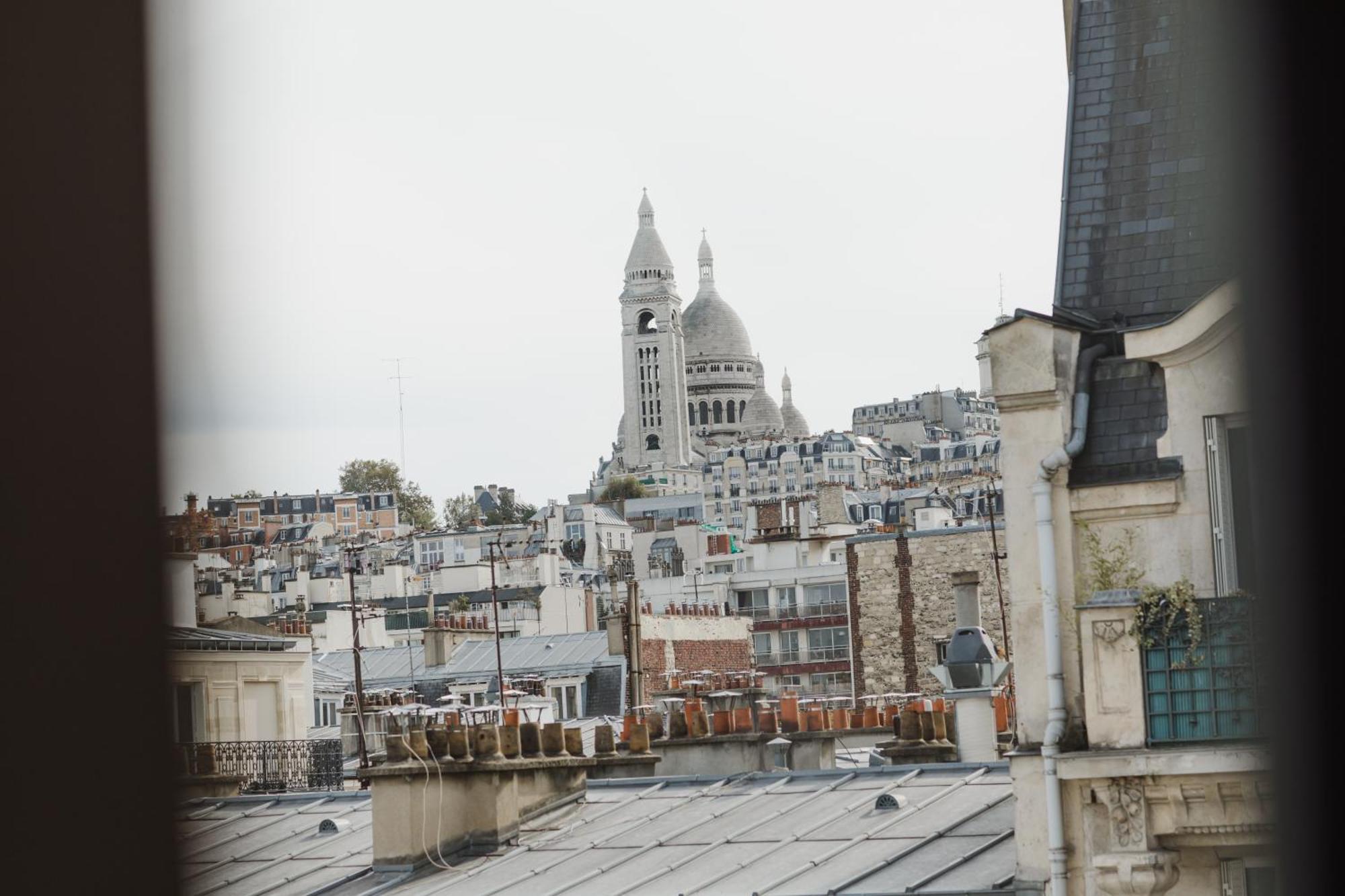 Prince Albert Montmartre Paris Bagian luar foto